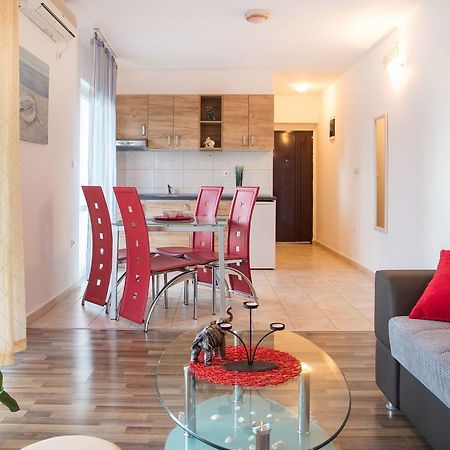 Villa Nadezda Petrovac 외부 사진